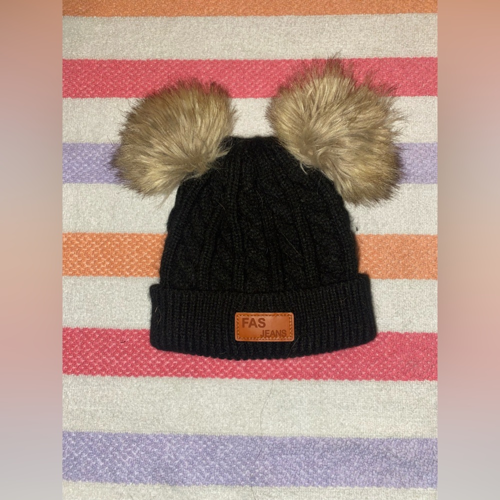 FAS | Toddler Beanie/Hat | Boy/Girl | Fluff Balls | Warm | Black | Super Cute